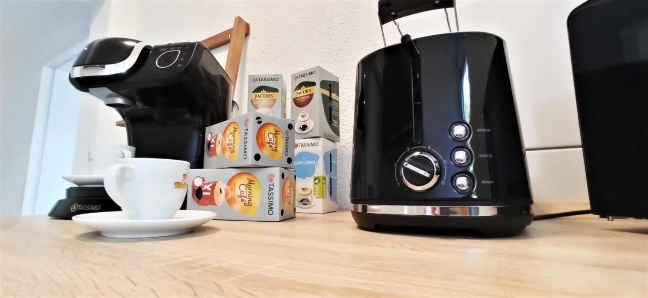 2 Zimmerwohnung - Kueche - Wlan - Oeffentliche Parkplaetze Apartment *